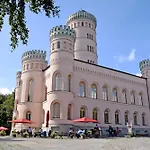 Urlaub Unterm Reetdachhaus Am Neuensiener *
