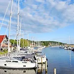 Urlaub Unterm Reetdachhaus Am Neuensiener * Neuensien