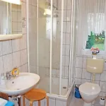 Urlaub Unterm Reetdachhaus Am Neuensiener Appartamento Neuensien