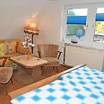 Urlaub Unterm Reetdachhaus Am Neuensiener Appartamento