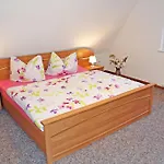Urlaub Unterm Reetdachhaus Am Neuensiener Neuensien