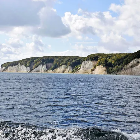 Urlaub Unterm Reetdachhaus Am Neuensiener Apartmán *