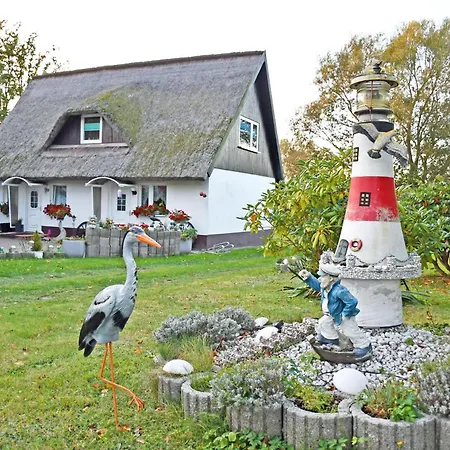 Urlaub Unterm Reetdachhaus Am Neuensiener * Neuensien