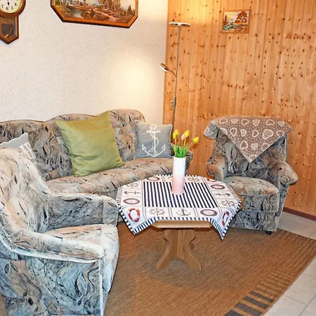 Urlaub Unterm Reetdachhaus Am Neuensiener Neuensien