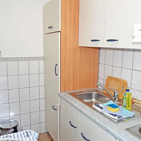 Apartmán Urlaub Unterm Reetdachhaus Am Neuensiener