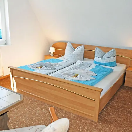 Urlaub Unterm Reetdachhaus Am Neuensiener