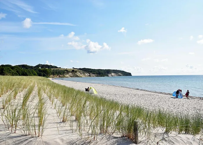 Urlaub Unterm Reetdachhaus Am Neuensiener