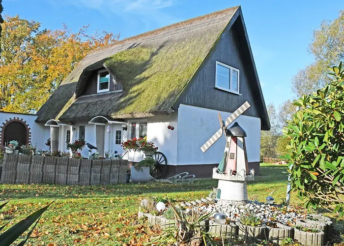 Apartmán Urlaub Unterm Reetdachhaus Am Neuensiener