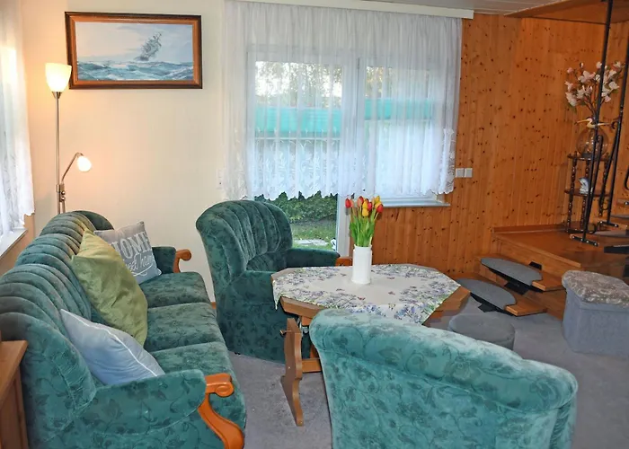 Urlaub Unterm Reetdachhaus Am Neuensiener * Neuensien