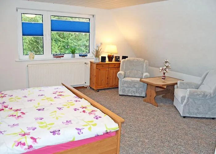 Urlaub Unterm Reetdachhaus Am Neuensiener Apartmán *