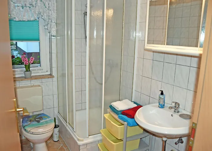 Urlaub Unterm Reetdachhaus Am Neuensiener *
